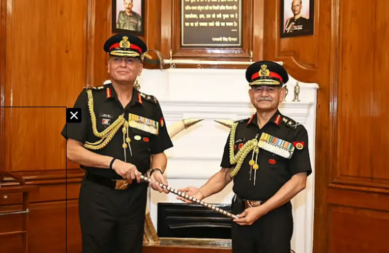 बड़ी जिम्मेदारी: जनरल धीरज सेठ बने भारतीय सेना के 31वें प्रमुख, दिया 'Vijay Vision' का मंत्र