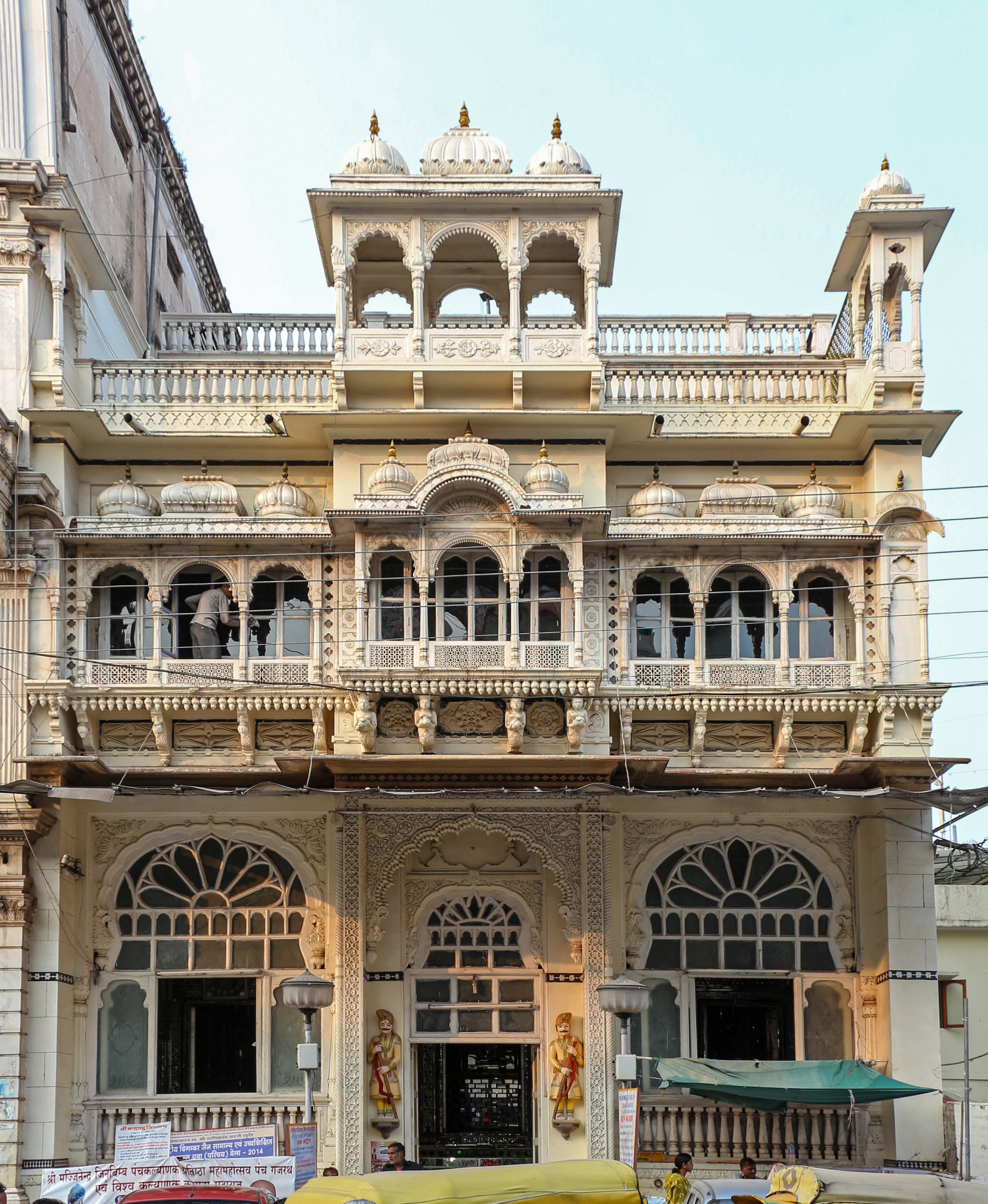 काँच मंदिर