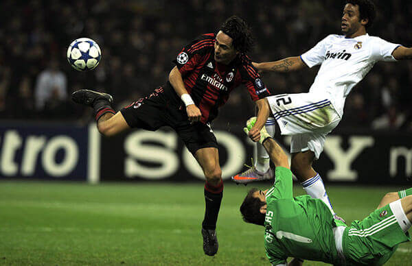 International Football Season Draws Millions of Fans Worldwide